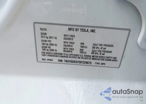 2025 Tesla Model Y Long Range Dual Motor Rear-Wheel Drive z USA, uszkodzony, nr VIN 7SAYGDED7SF229073